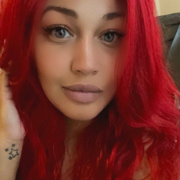 Meet your Posher, Erica - Picture 12 of 16